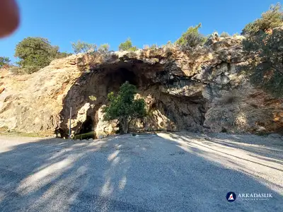 Hiking the Lycian Trail from Gavura&#287;&#305;l&#305; to &#199;avd&#305;r
