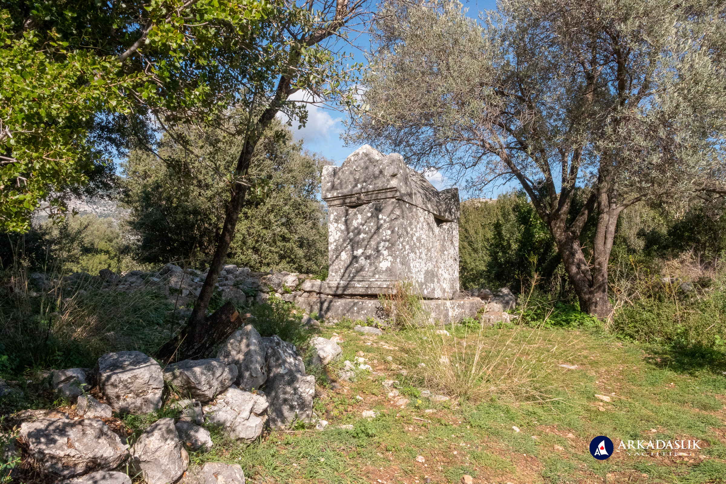 Simple built tomb on the Sidyma terraces